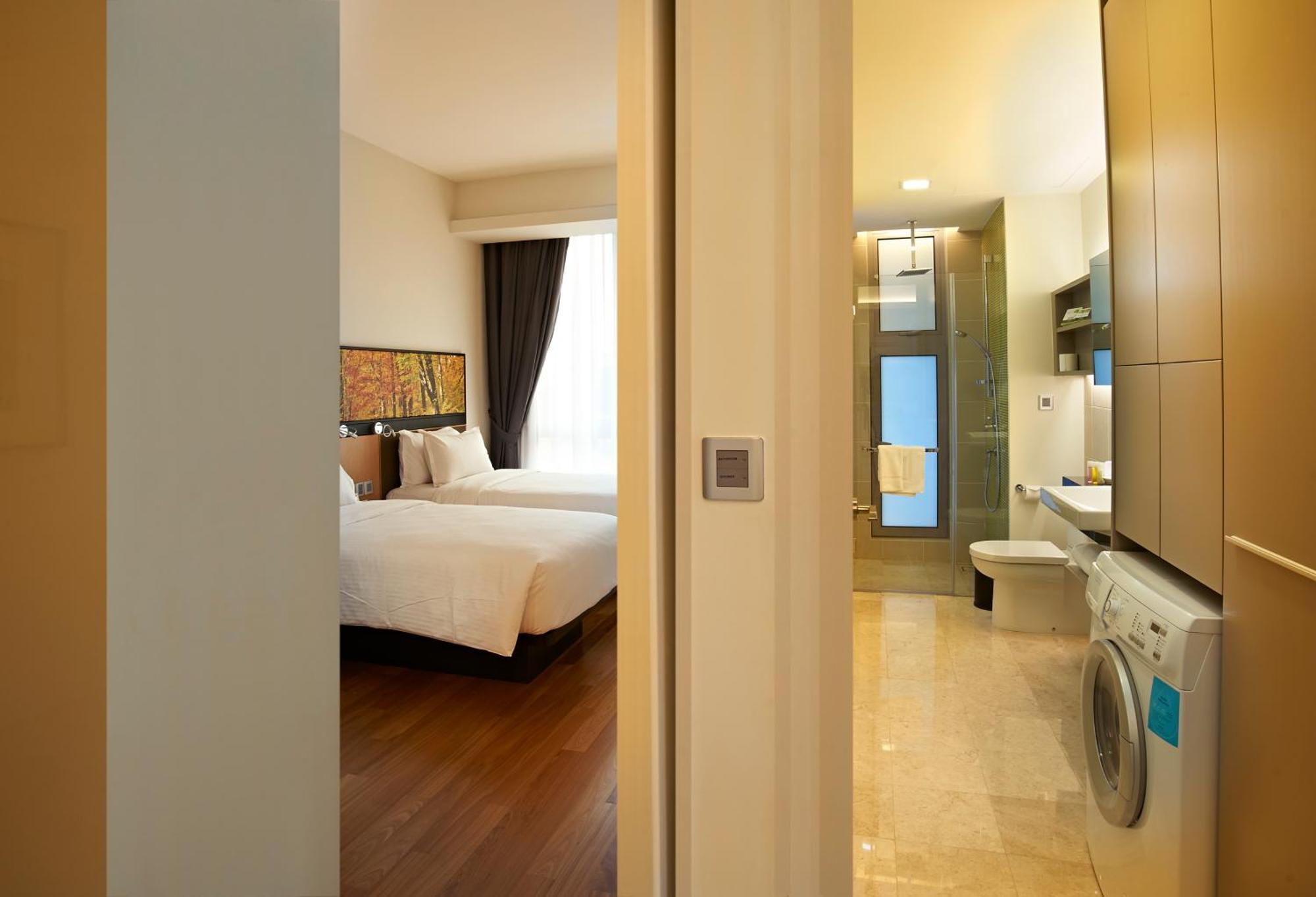 Hotel The Signature Hotel&serviced