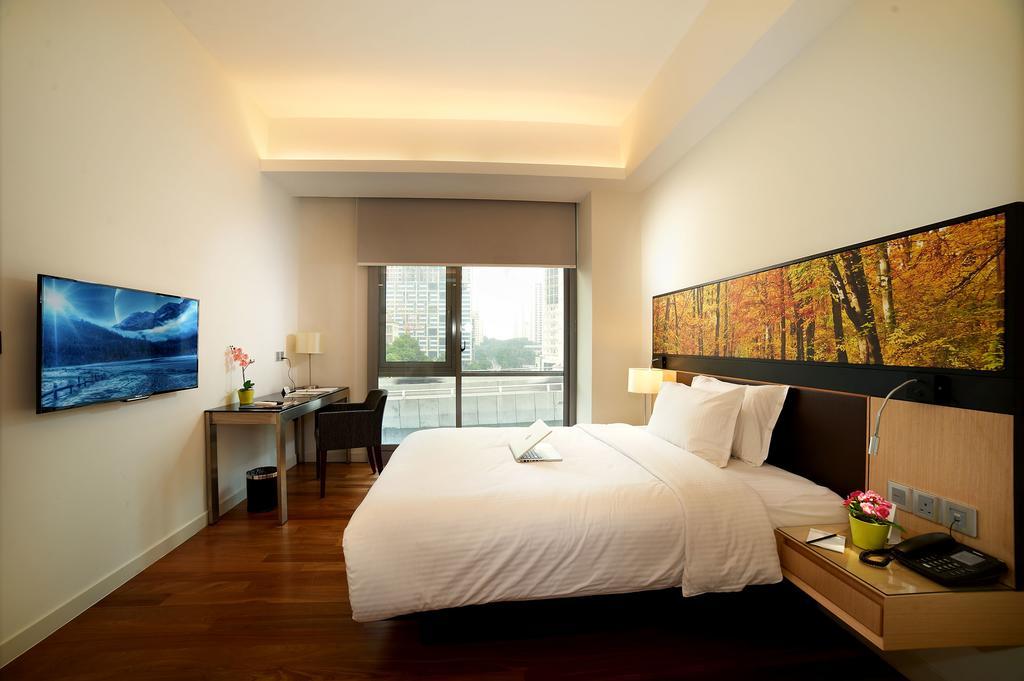 Hotel The Signature Hotel&serviced 4*