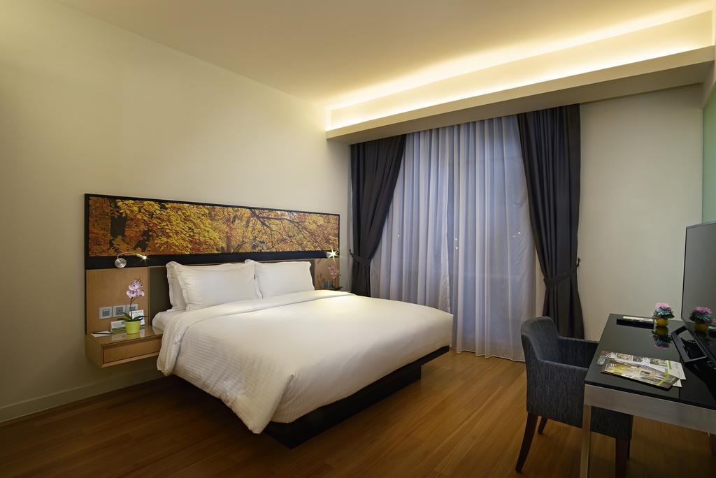 The Signature Hotel&serviced Hotel 4*
